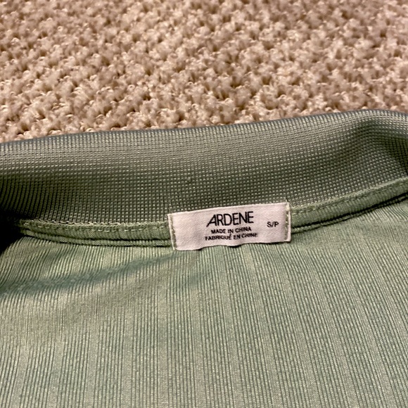 Ardene Long Sleeve Crop Top - Picture 2 of 2